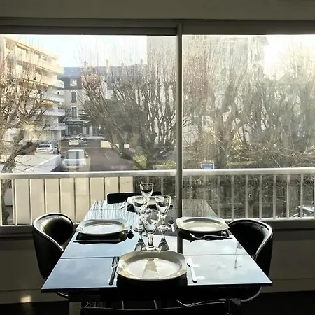 Imperatrice B1 : Le Centre-ville Et La Plage A 750m Apartman *