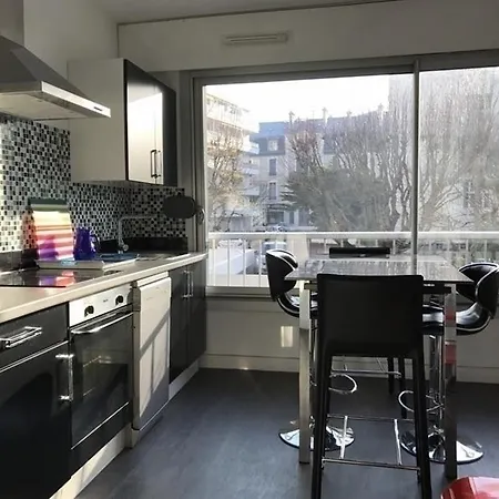 Apartman Imperatrice B1 : Le Centre-ville Et La Plage A 750m *