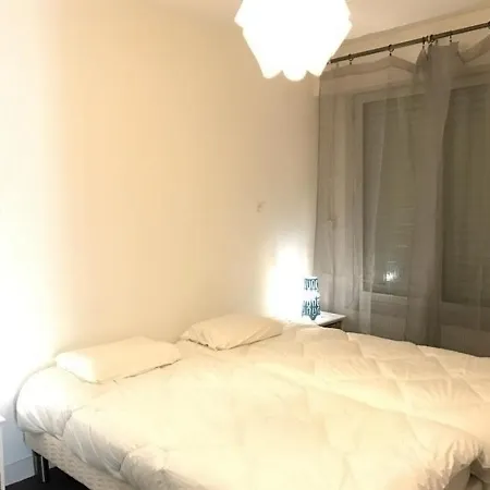 Imperatrice B1 : Le Centre-ville Et La Plage A 750m Apartman