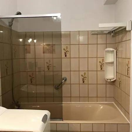Apartman Imperatrice B1 : Le Centre-ville Et La Plage A 750m *
