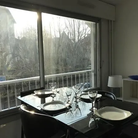 Imperatrice B1 : Le Centre-ville Et La Plage A 750m